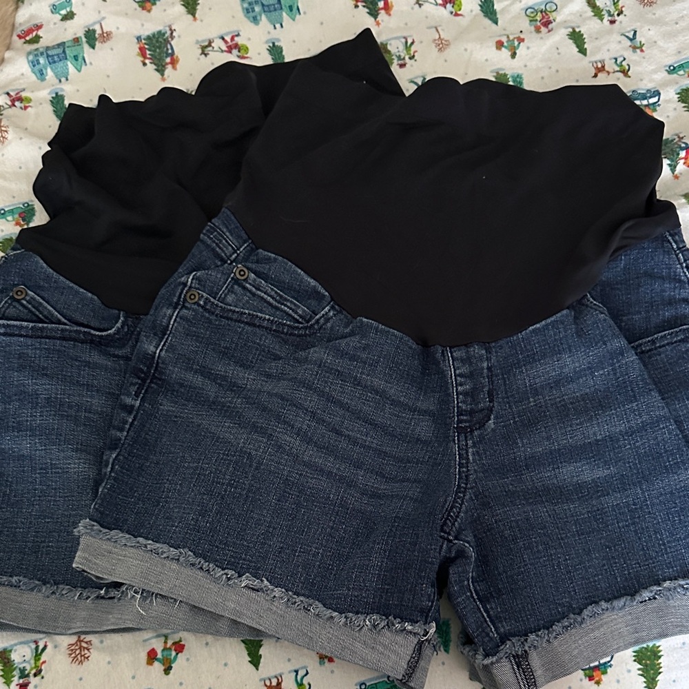 Sonoma Black and Blue Maternity Shorts 2 pack!!